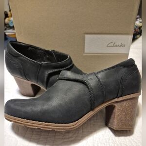Clarks Black Ankle Booties with Smooth Leather and Two-Tone Sole
